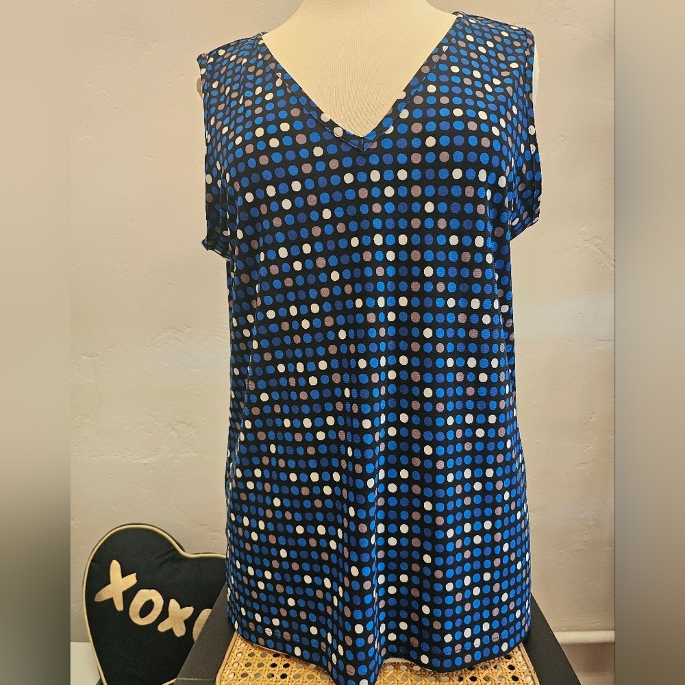 Polka-dot, blue, top, summer, casual, teacher, business, office, travel
